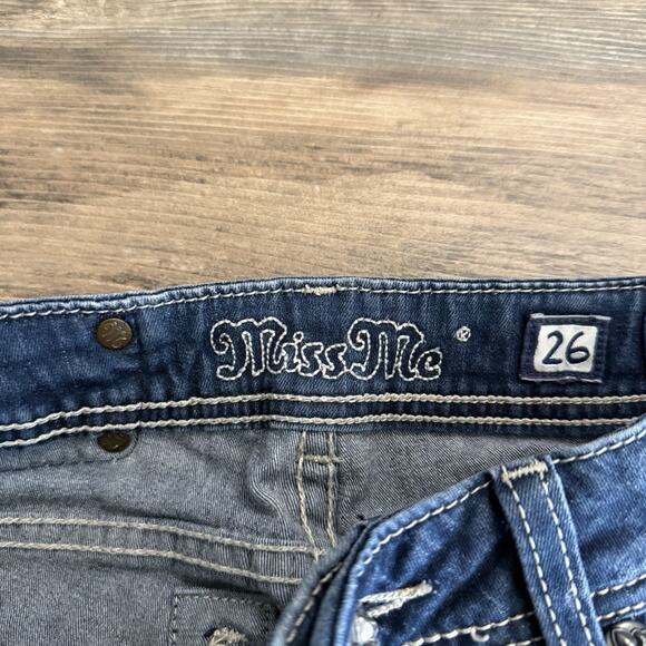 Miss Me Dark Wash Skinny Jeans – Women’s 26 – Embroidered Fleur-de-Lis - Picture 7 of 12
